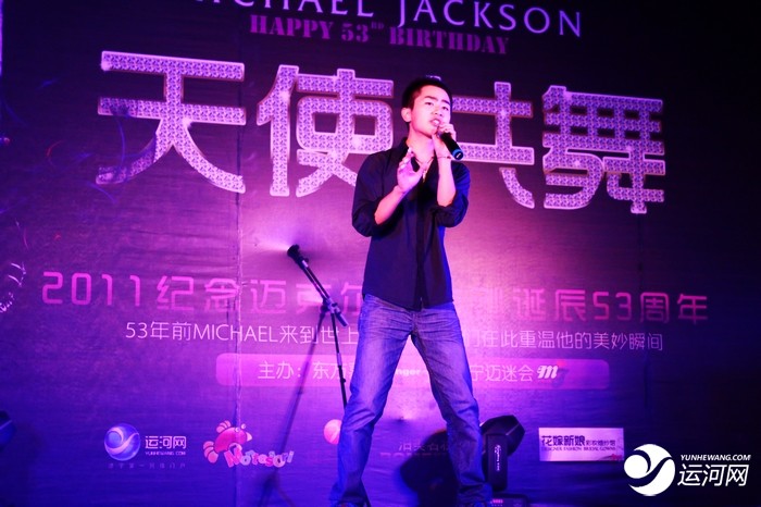 0902312mw241v7v47xdj1i.jpg