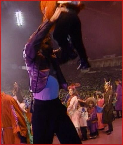 -HEAL-THE-WORLD-michael-jackson-heal-the-world-21640183-412-484.jpg