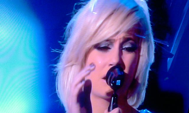 Pixie Lott performing You Are Not Alone.jpg