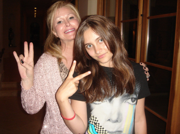 parisjackson3.jpg