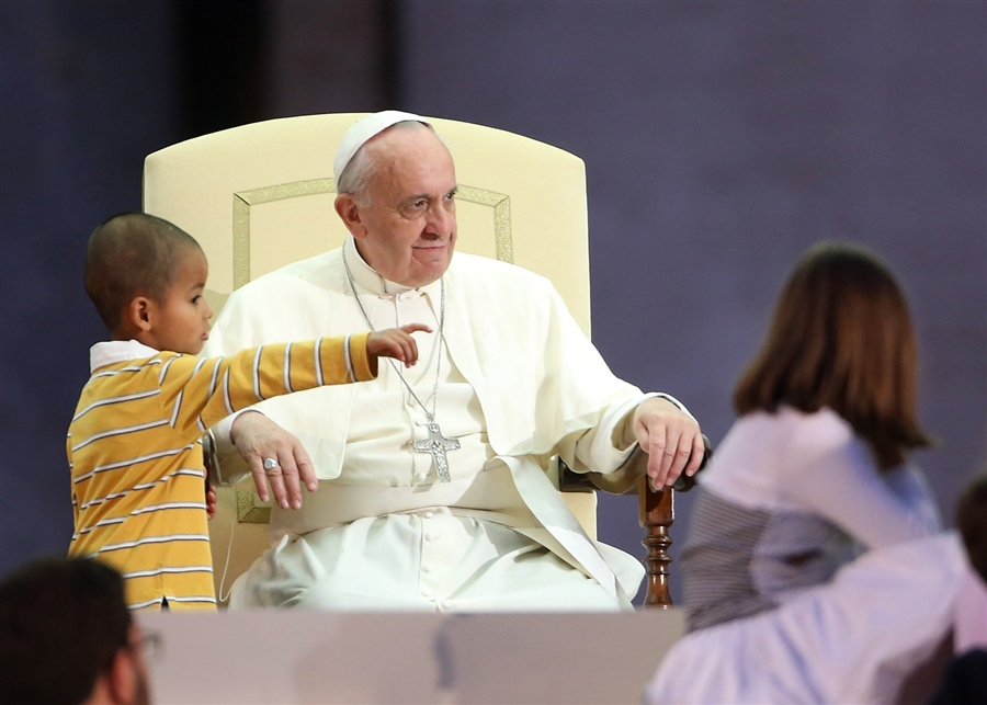 pb-131030-pope-da-03.photoblog900.jpg