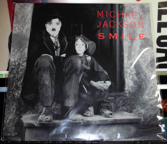 SMILE12 OFFICAIL COVER.jpg