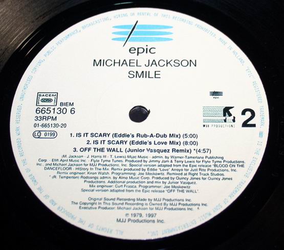 SMILE12 FAKE B.jpg