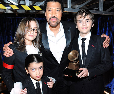 blanket-jackson-paris-jackson-lionel-richie-and-prince-jackson-pic-wireimage-549906275.jpg