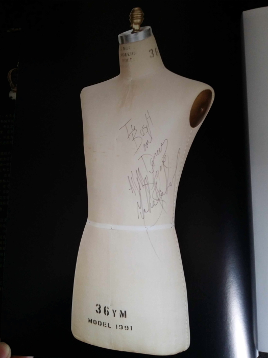 迈的人形模特版架