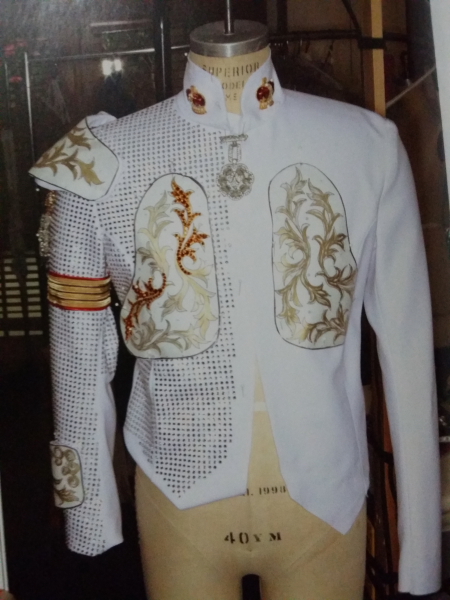 为“this is it”伴舞设计外套.JPG