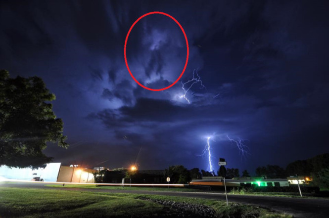 mj-in-the-clouds1.jpg