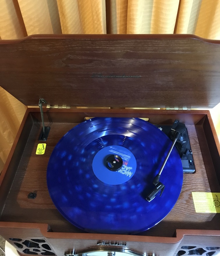 Vinyl 1.jpg