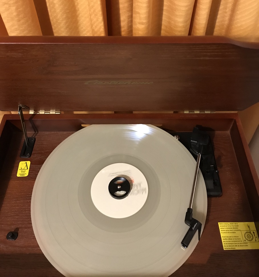 Vinyl 2.jpg