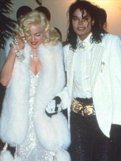 madonnamichaeljackson_jpg_e_f3a7c2adba52315d6ab61b83a2cd478e.jpg