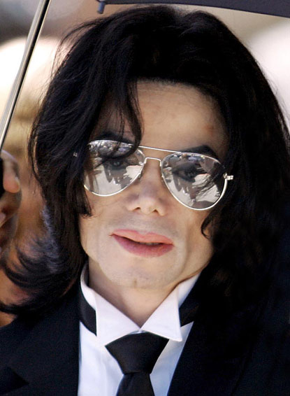 25-05-jacko_415x566.jpg