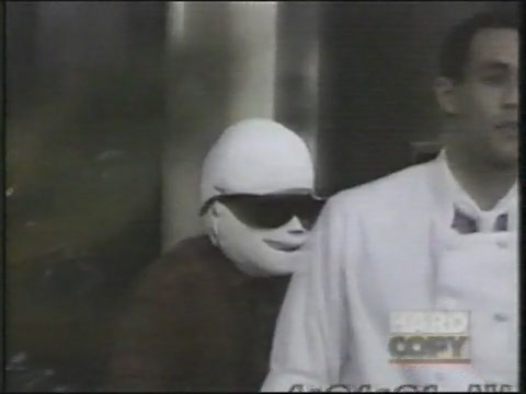 \'95 Michael in Mummy Disguise at LA Doll Show[(000135)19-53-07].JPG