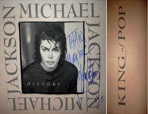 MJ # 94_ 1994年录制《HIStory》专辑签名纪念T恤.jpg