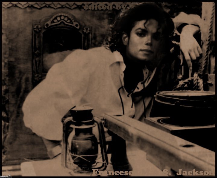 mike-michael-jackson-14707482-720-590.jpg
