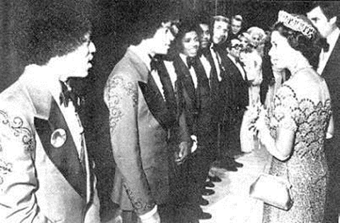 Jackson-5-meet-the-queen.jpg