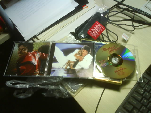THRILLER25周年