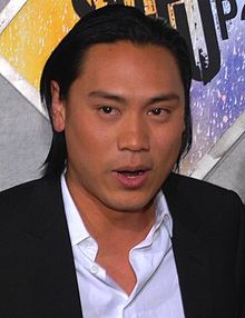 220px-Jon_M__Chu_and_mom.jpg