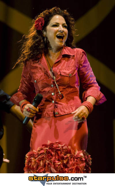 Gloria Estefan-SPX-031605.jpg