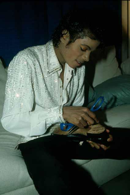 007- Mj-SHOE.jpg
