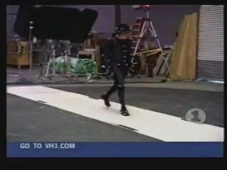 -Michael Jackson-Making of GHOST-2-3- VH1 Special[(006907)18-10-01].JPG