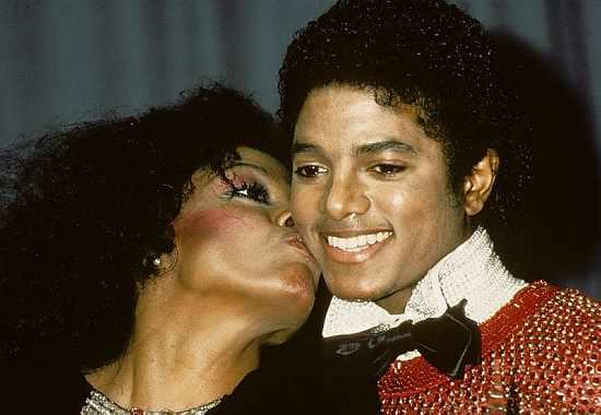 30%20gen%201981%20The%208th%20American%20Music%20Award%202.jpg