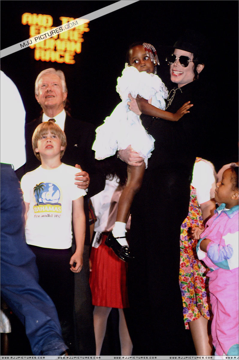 Appearances-Atanta-Project-michael-jackson-7486931-798-1200.jpg